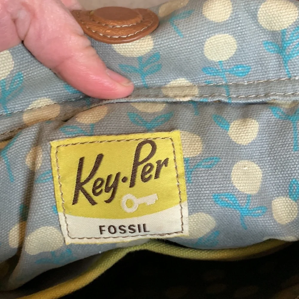 FOSSIL KEYPER waxed canvas w leather trim fun polka dot circle strip pattern - Picture 5 of 9